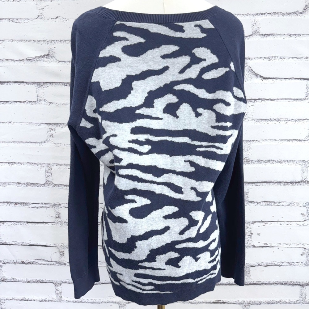 Talbots Womens Navy Blue Gray Zebra Animal Print Cotton Knit Sweater Size L